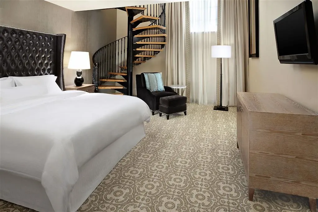 The College Green Dublin Hotel, Autograph Collection
