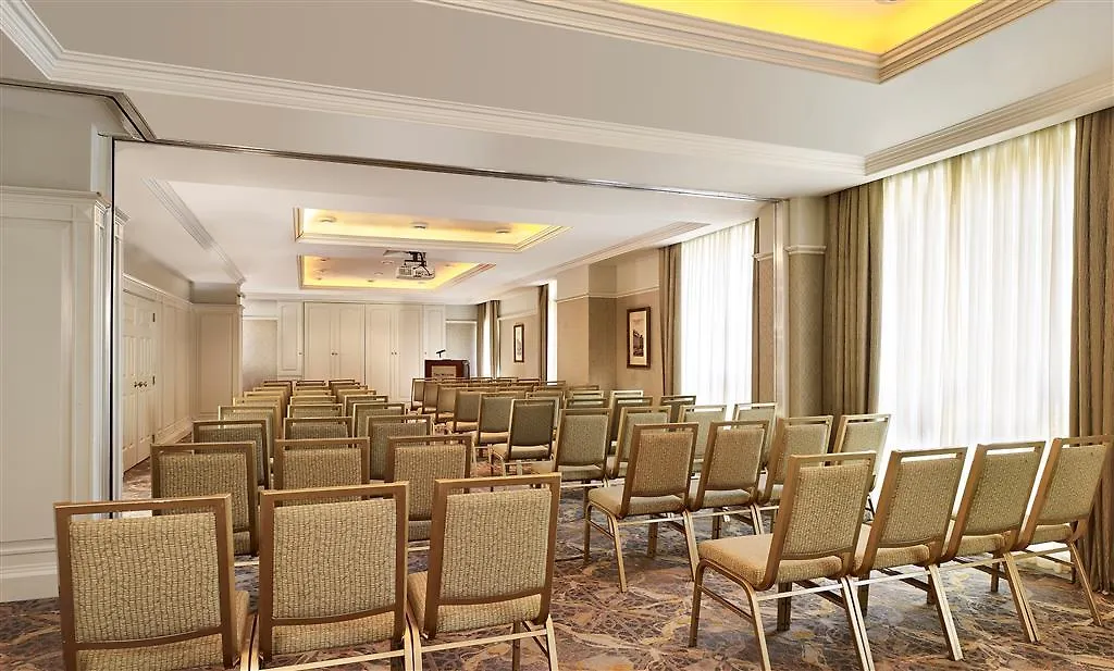 The College Green Dublin Hotel, Autograph Collection Hotel