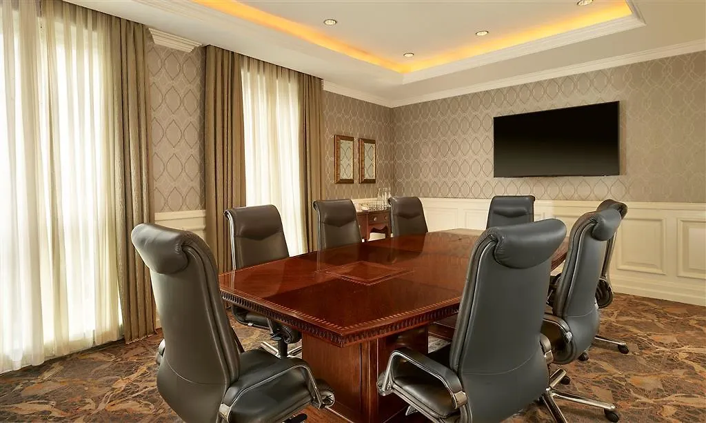 The College Green Dublin Hotel, Autograph Collection 5*,