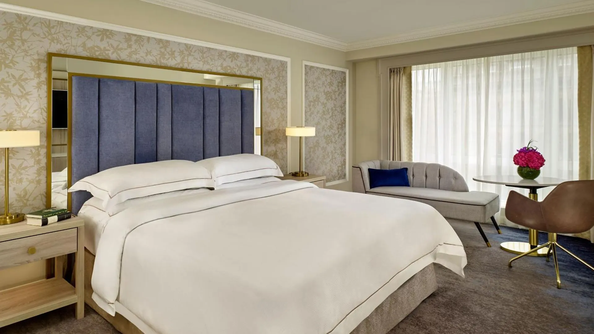 The College Green Dublin Hotel, Autograph Collection Hotel
