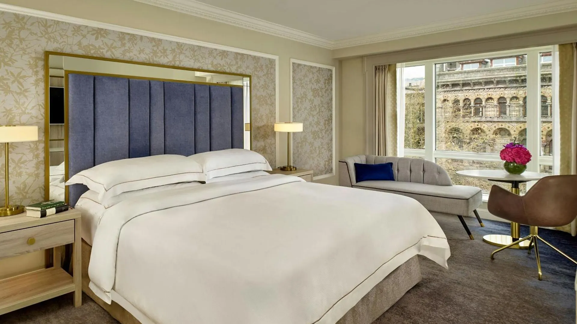 ***** Hotel The College Green Dublin Hotel, Autograph Collection Ireland