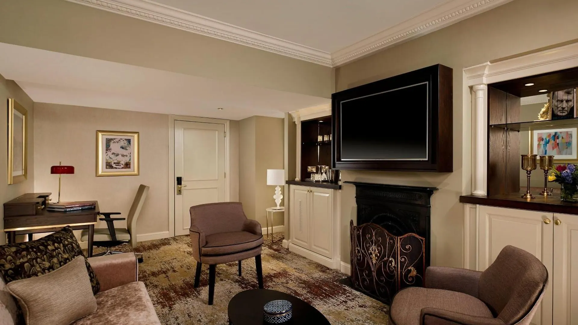 The College Green Dublin Hotel, Autograph Collection Ireland